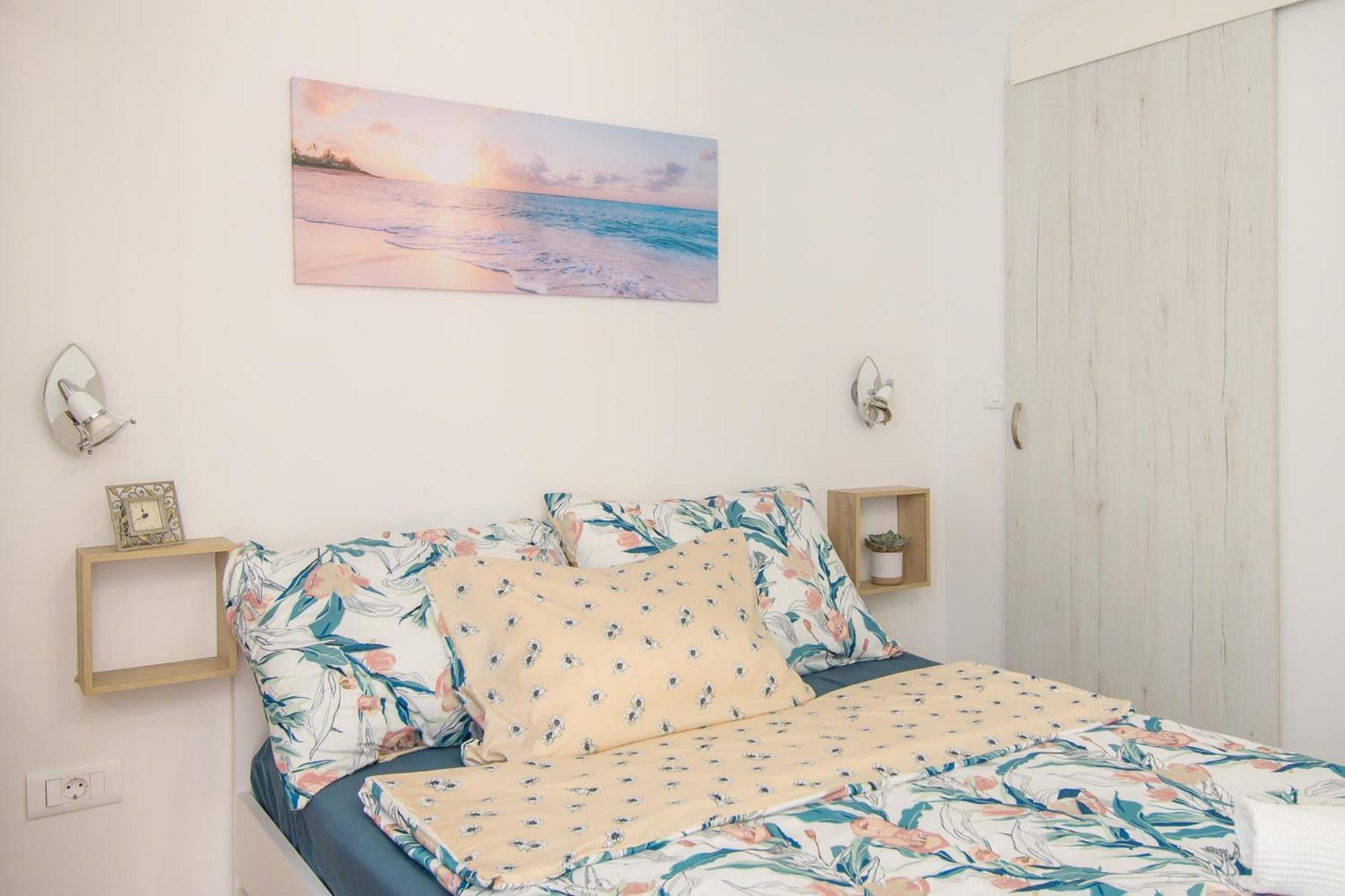 Apartman Dana Kastelir-Labinci Eksteriør bilde